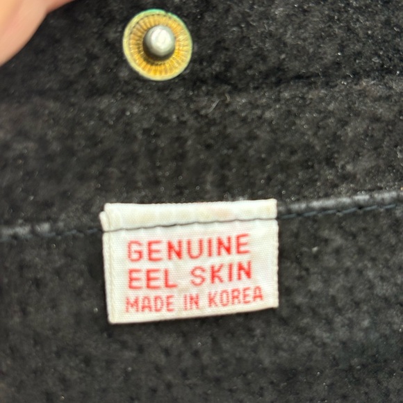 Genuine Eel-skin Made In Korea Clutch Bag - Picture 4 of 8